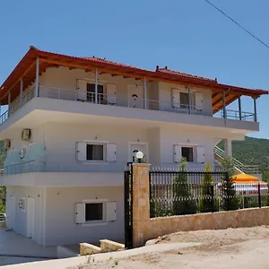 Ervin Appartamento Ksamil
